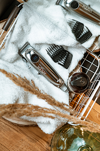 ADLER PROFFESSIONAL HAIR CLIPPER WITH LCD