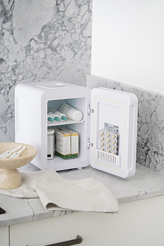 ADLER MINI FRIDGE 4L WITH MIRROR WHITE