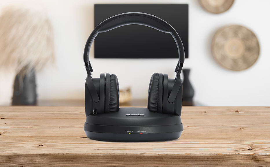AIWA WIRELESS STEREO TV RF HEADPHONES