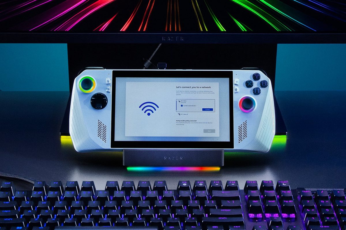 Razer Handheld Dock Chroma - Steam Deck, Switch 2, Smartphones, Tablets - USB C/USB A/HDMI/GbE/100W