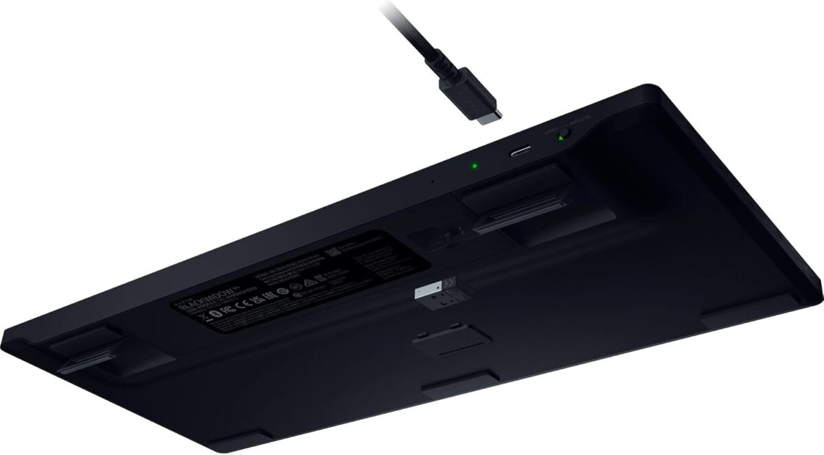Razer BlackWidow V4 Low Profile Tenkeyless HyperSpeed - Wireless RGB Keyboard - Yellow Switch