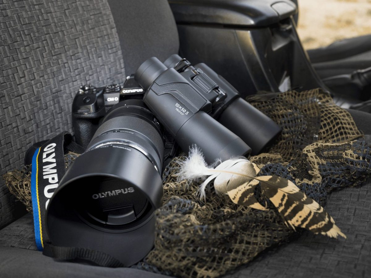 Olympus Binoculars 10x50 S incl. Case & Strap