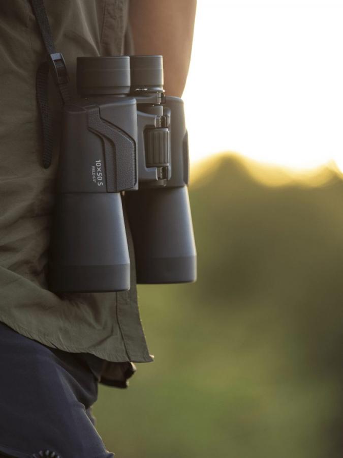 Olympus Binoculars 10x50 S incl. Case & Strap