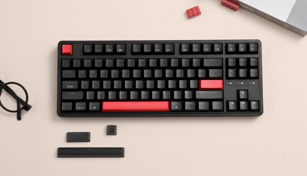 Keychron C3 Pro (C3P-A1) QMK/VIA Mechanical Red Switch 80% US Layout