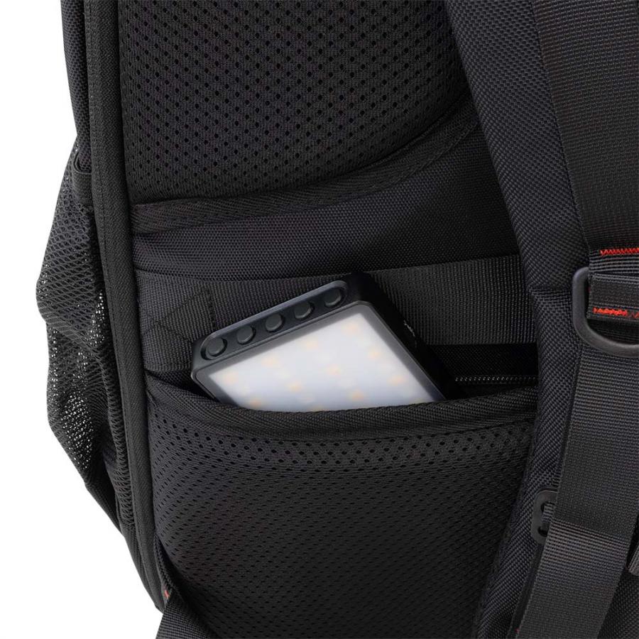 WHITE SHARK BACKPACK 20' GBP-013 DEFENDER BLACK