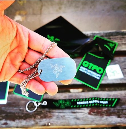Razer LEET PACK v3 (Coasters, lanyards, pina, stickers, tattoos & metal dog tag chain)